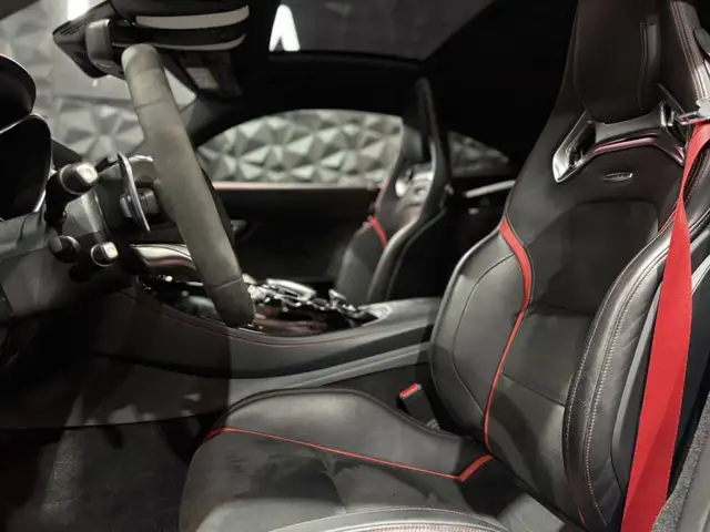 Mercedes-Benz Amg GT view 10