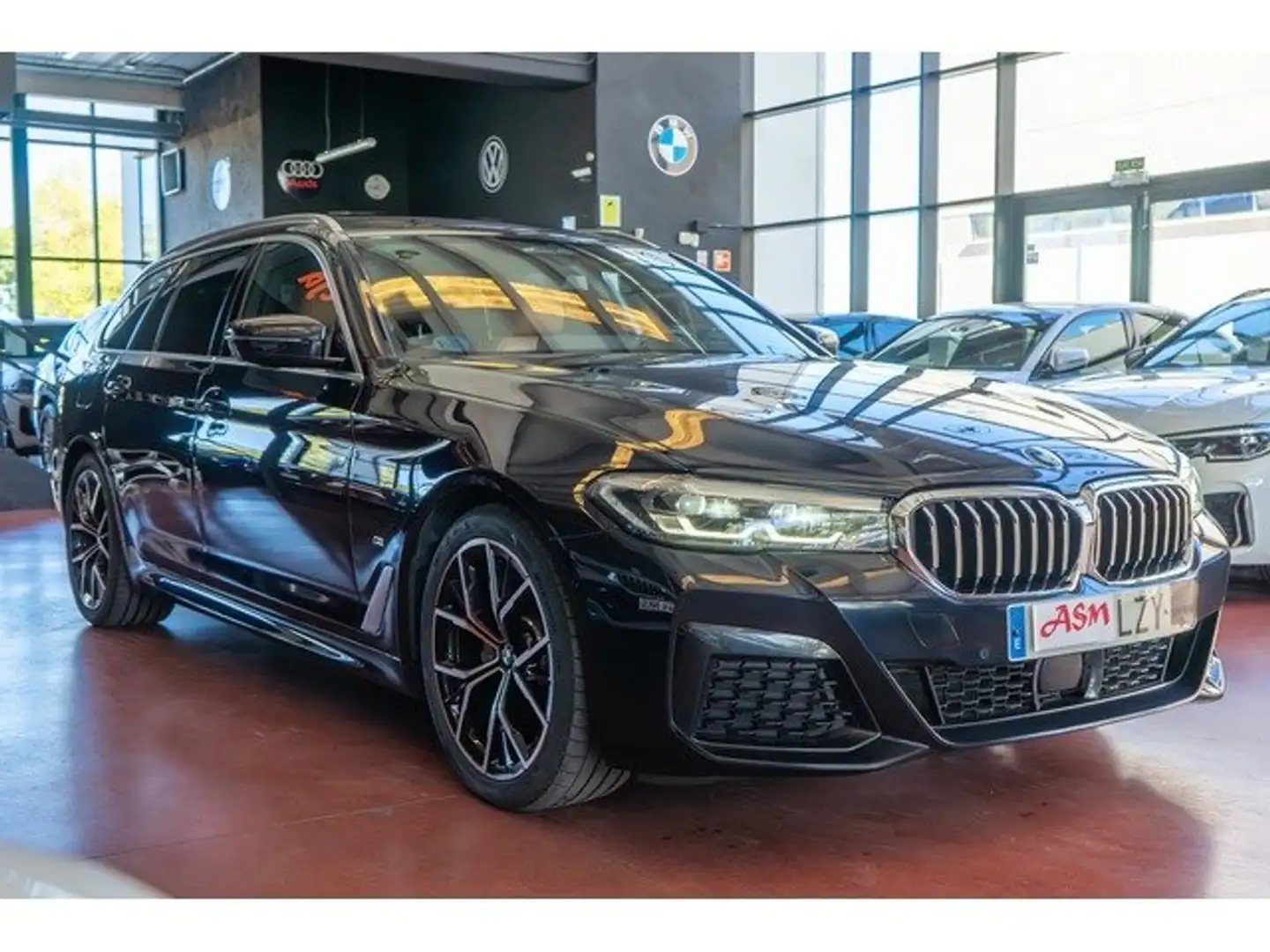 BMW 520 520dA Touring xDrive Negro - 2