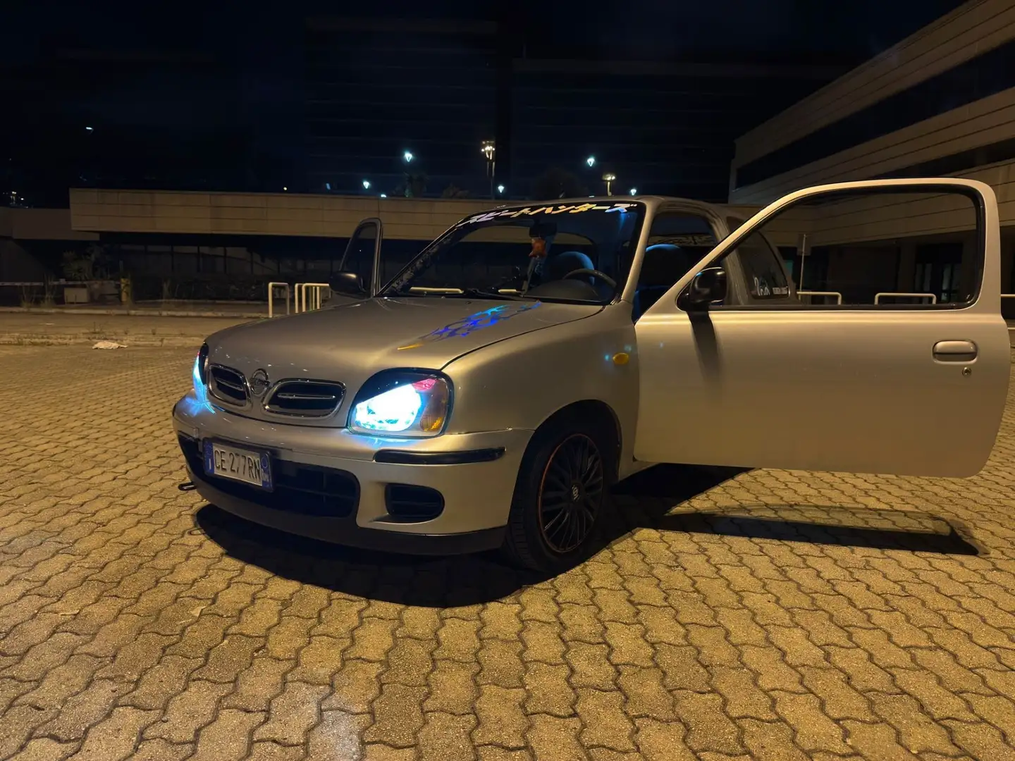 Nissan Micra 3p 1.0 Comfort - 1