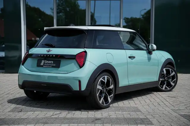 Mini Cooper Cooper view 3