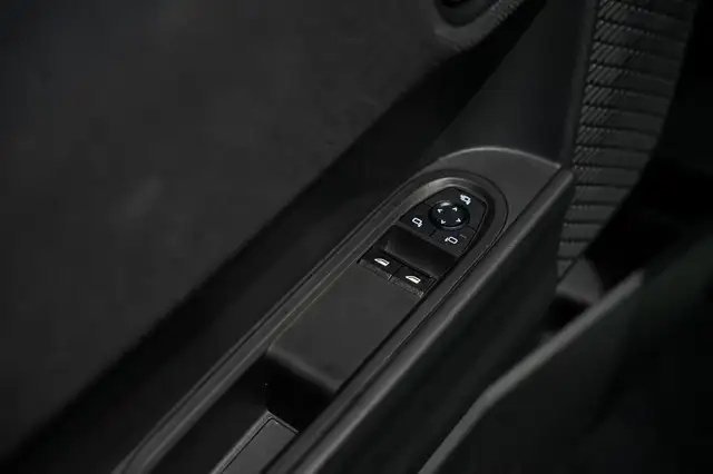 Mini Cooper Cooper view 18