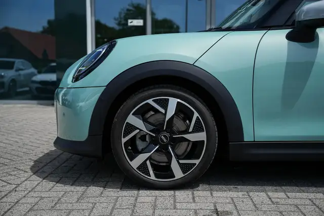 Mini Cooper Cooper view 7