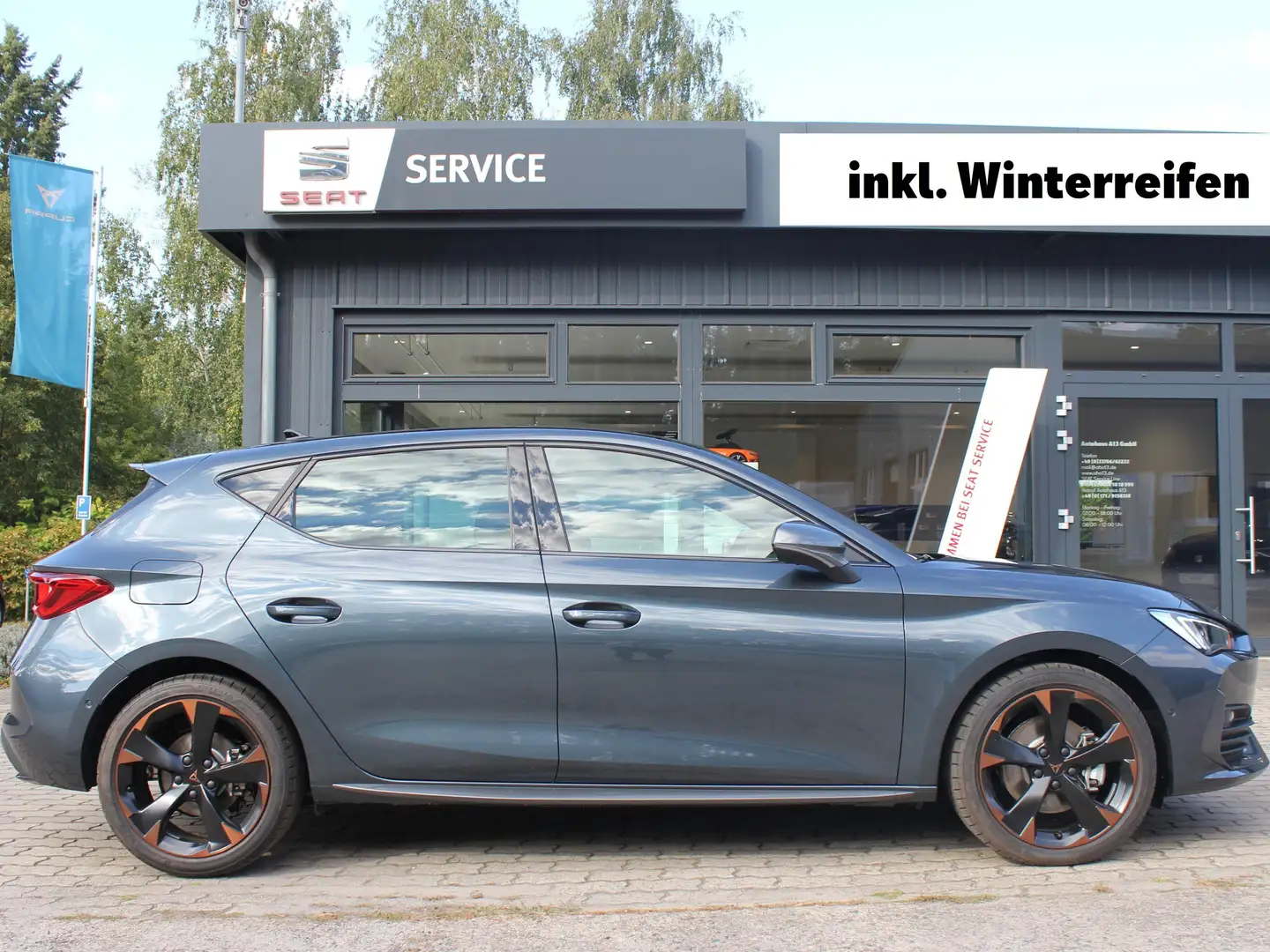 CUPRA Leon Leon 2.0 TSI DSG Navi. Matrix. Leder. CUPRADesign. Grau - 1