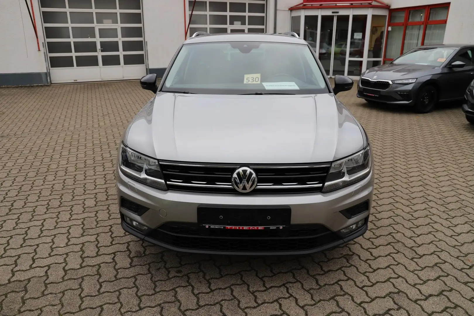 Volkswagen Tiguan IQ Drive 150PS TDI - Navi/AHK/Assistenz/17"/SHZ... Argent - 2