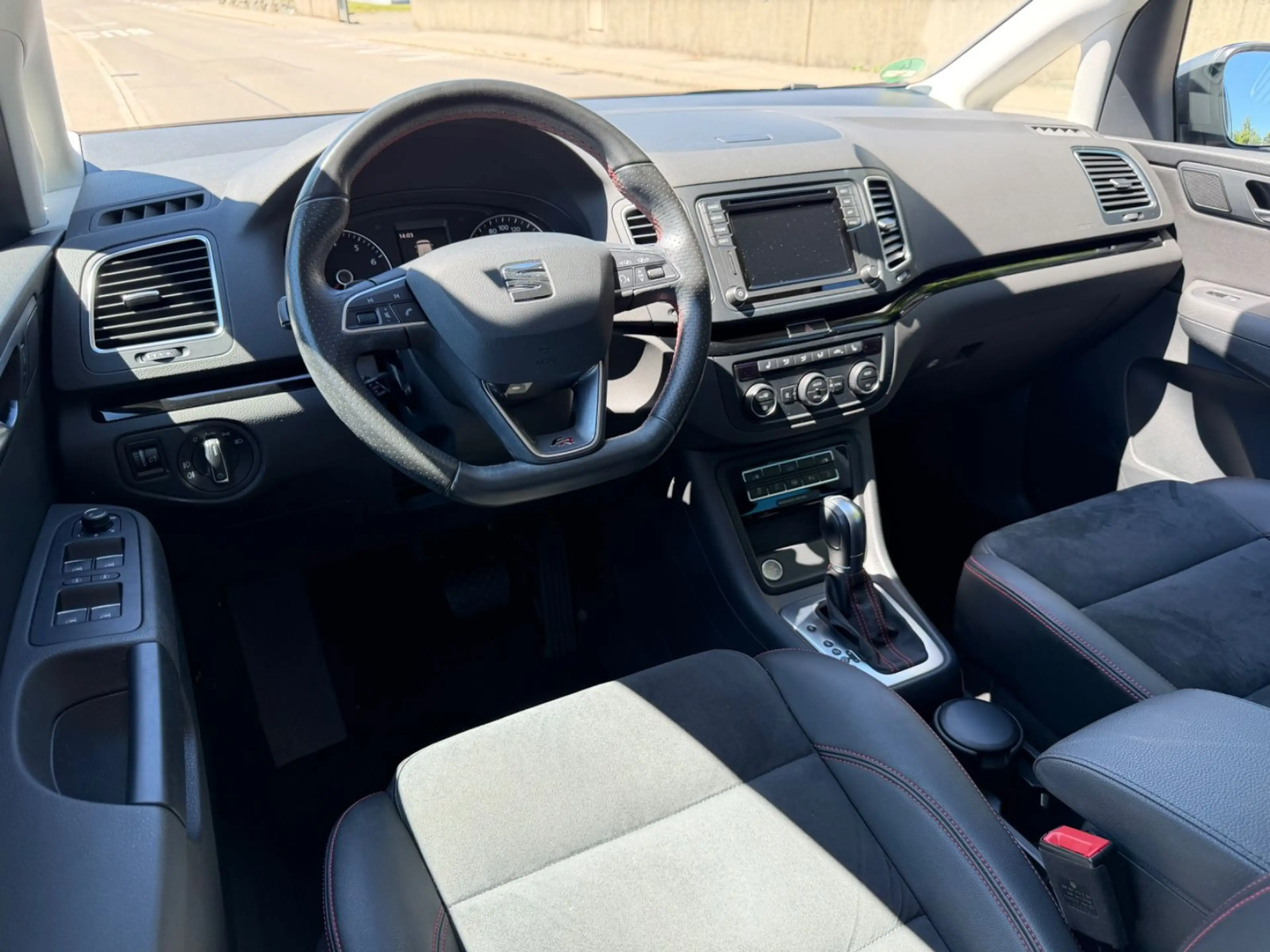 SEAT Alhambra FR-Line NAVI/ACC/AHK/1.Hd — photo 8