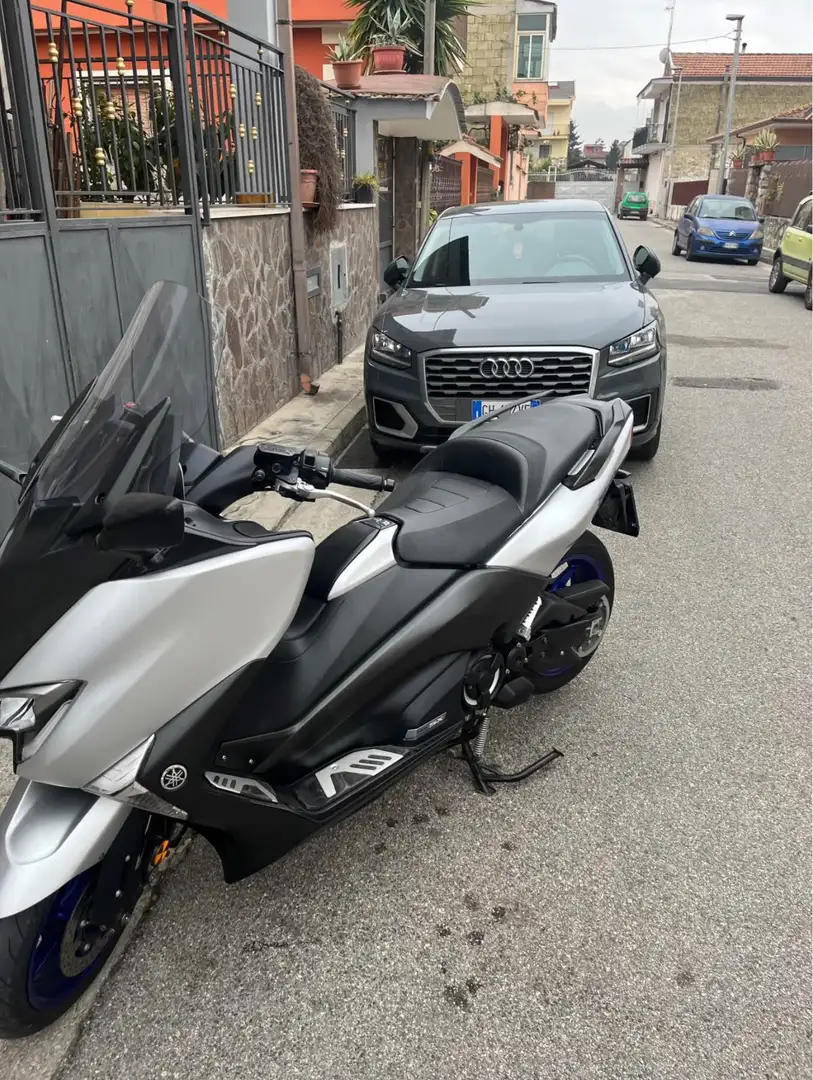 Yamaha TMAX 530 Grigio - 2