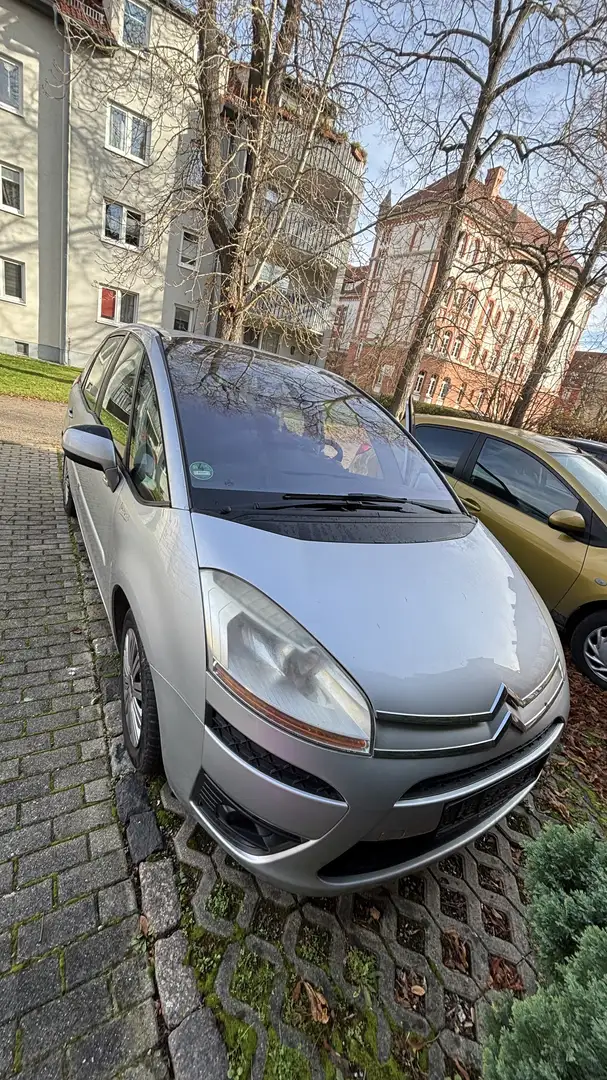 Citroen C4 Picasso 1.6 HDi FAP ESG6 Confort Schwarz - 1
