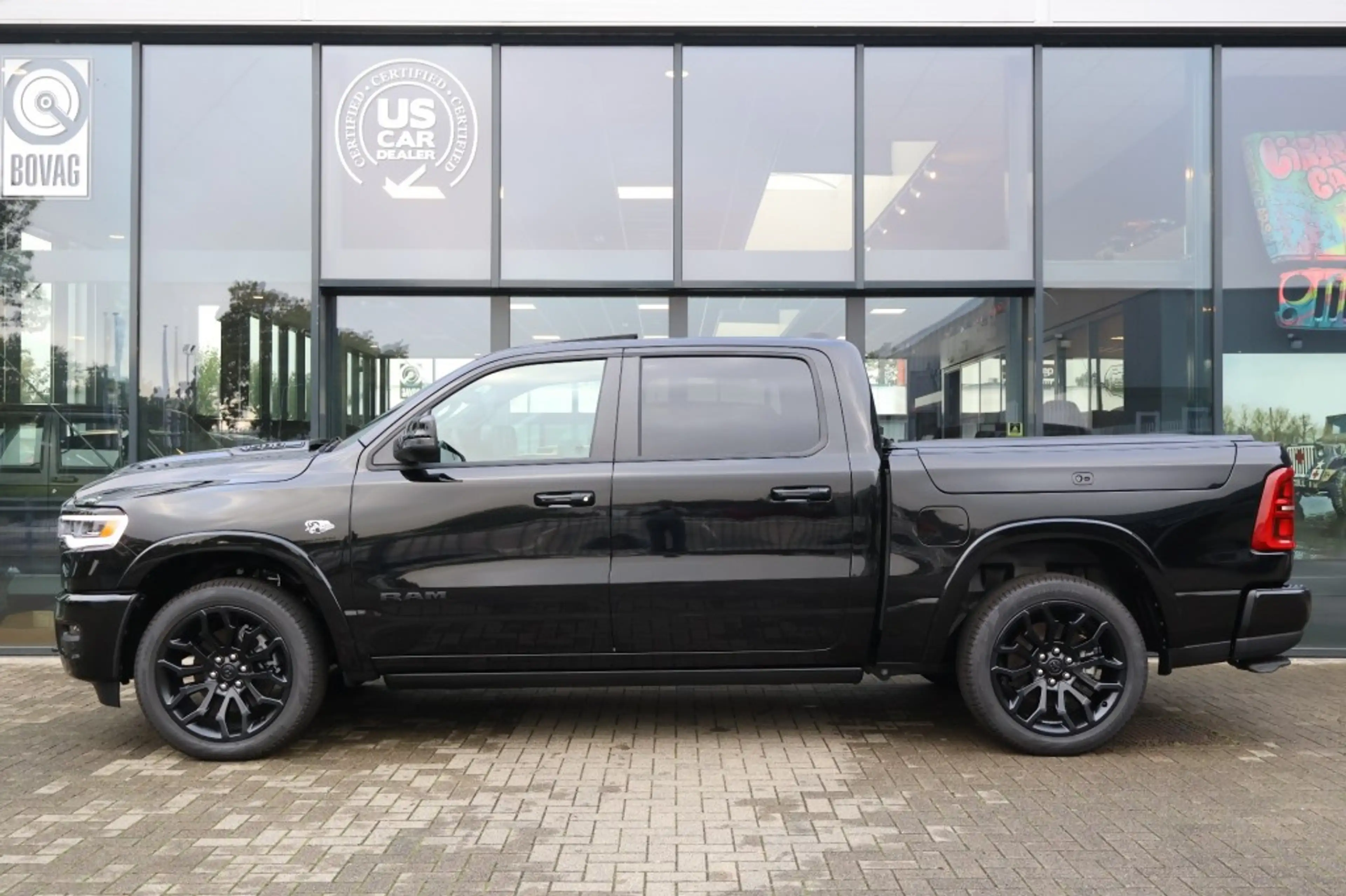 Dodge RAM 1500 5.7i V8 4x4 HEMI LIMITED / NEW MODEL 2026 — photo 11