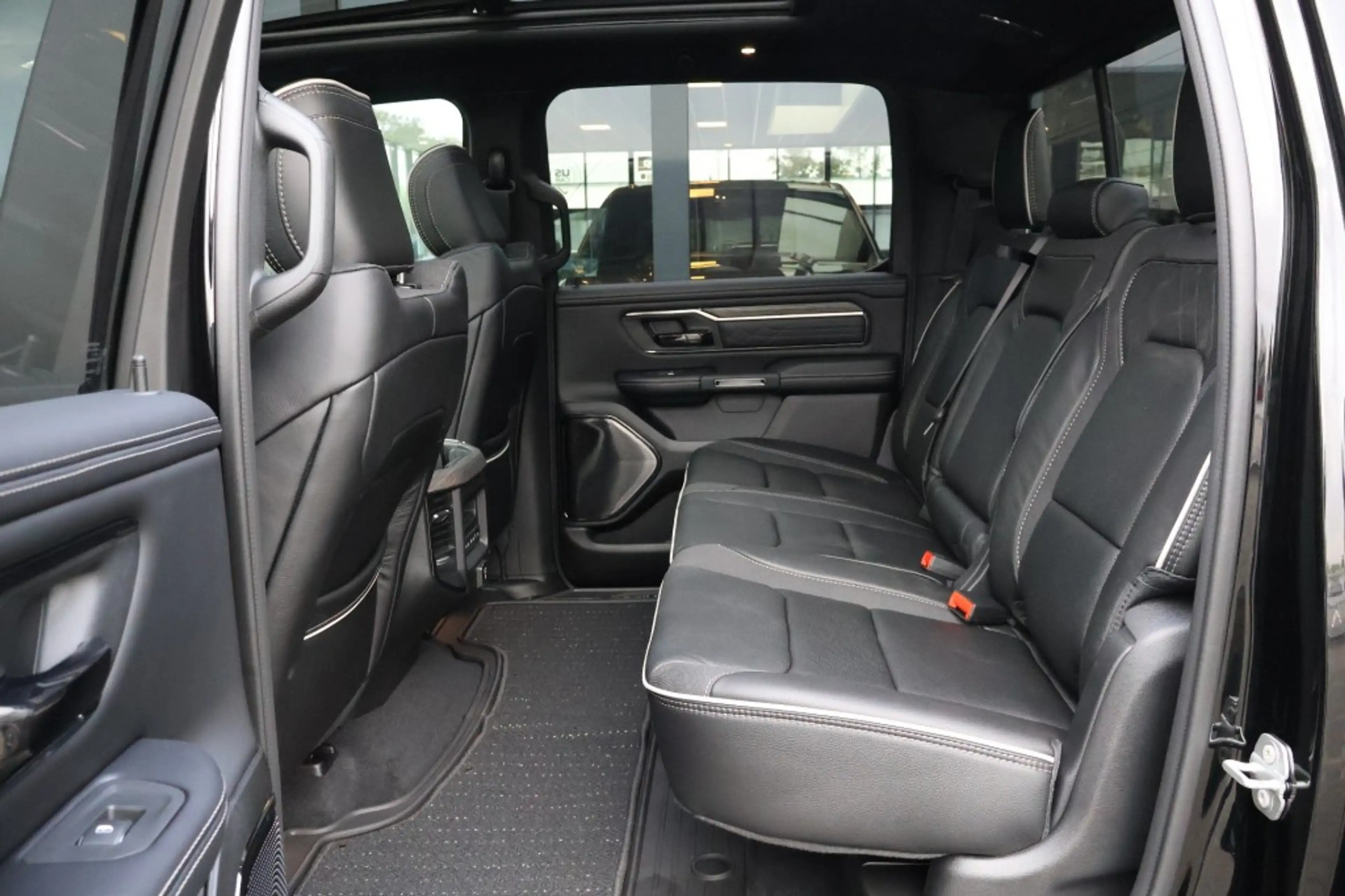 Dodge RAM 1500 5.7i V8 4x4 HEMI LIMITED / NEW MODEL 2026 — photo 10
