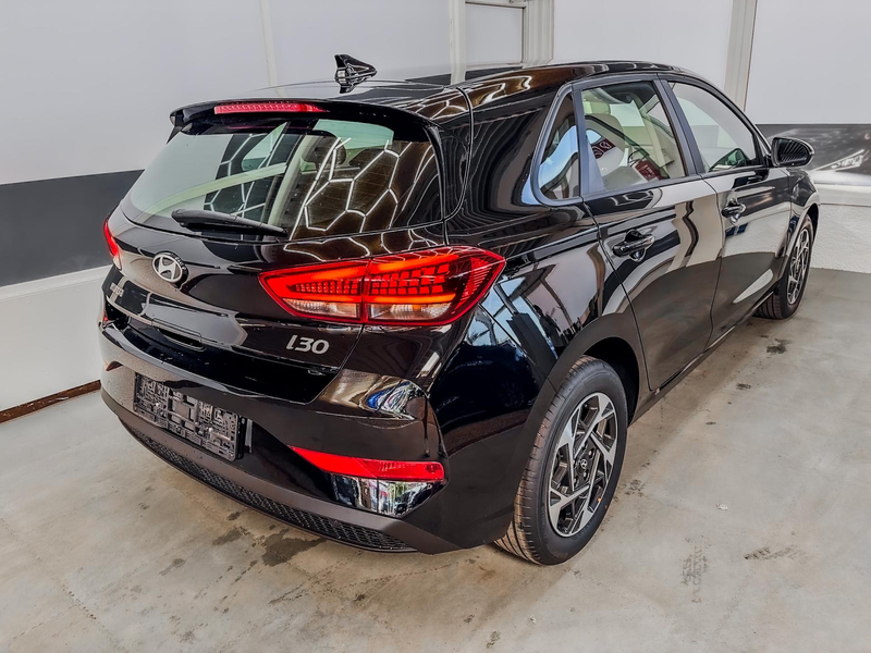 Hyundai i30 STYLE DCT ALU SHZ NAVI RFK PDC 1.6 T-GDi DCT 11... — photo 5