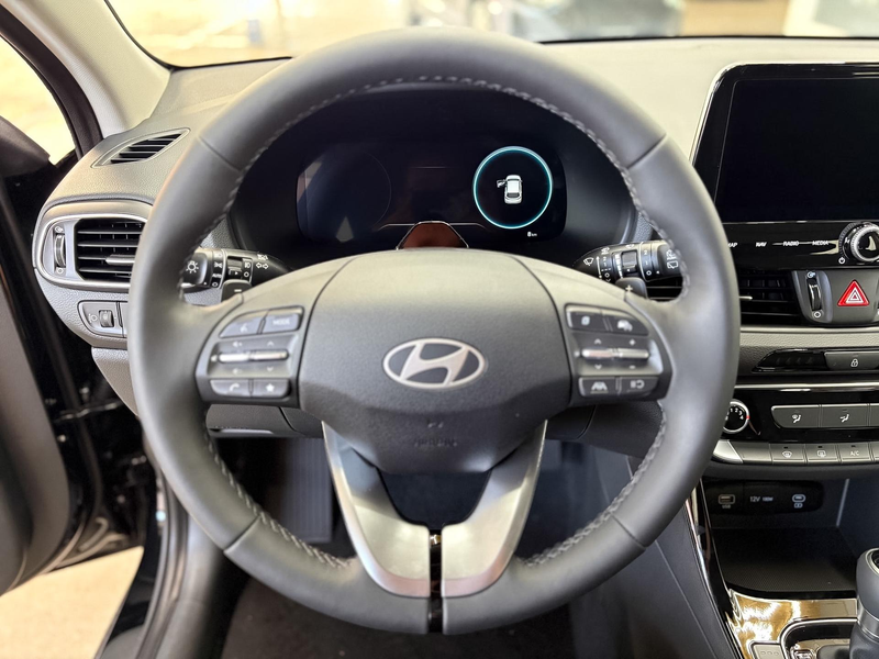 Hyundai i30 STYLE DCT ALU SHZ NAVI RFK PDC 1.6 T-GDi DCT 11... — photo 13