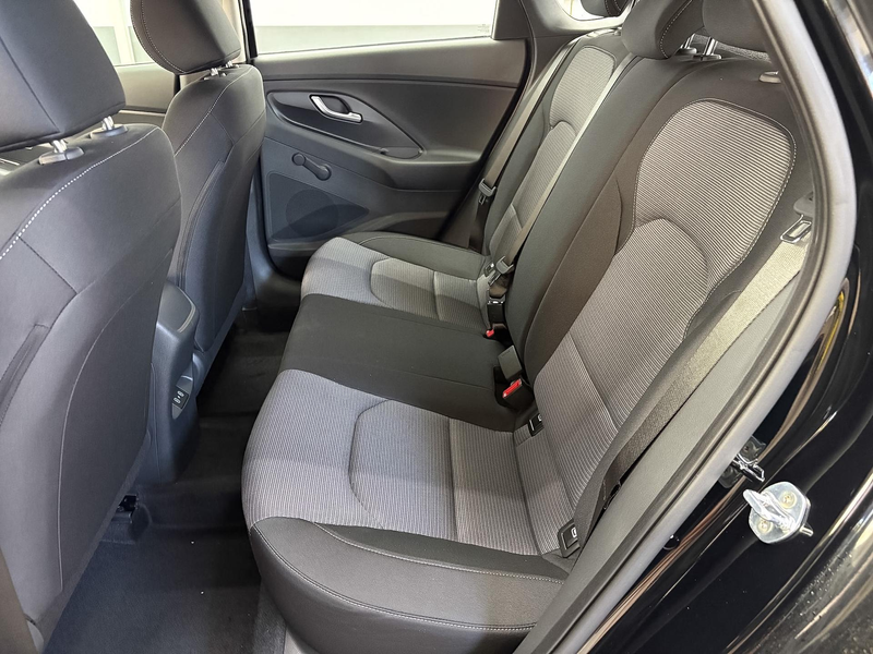 Hyundai i30 STYLE DCT ALU SHZ NAVI RFK PDC 1.6 T-GDi DCT 11... — photo 12