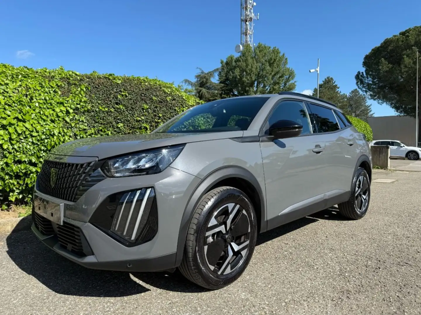 Peugeot 2008 PureTech 130 S&S EAT8 Allure LED - TELEC. - 17 Grigio - 1