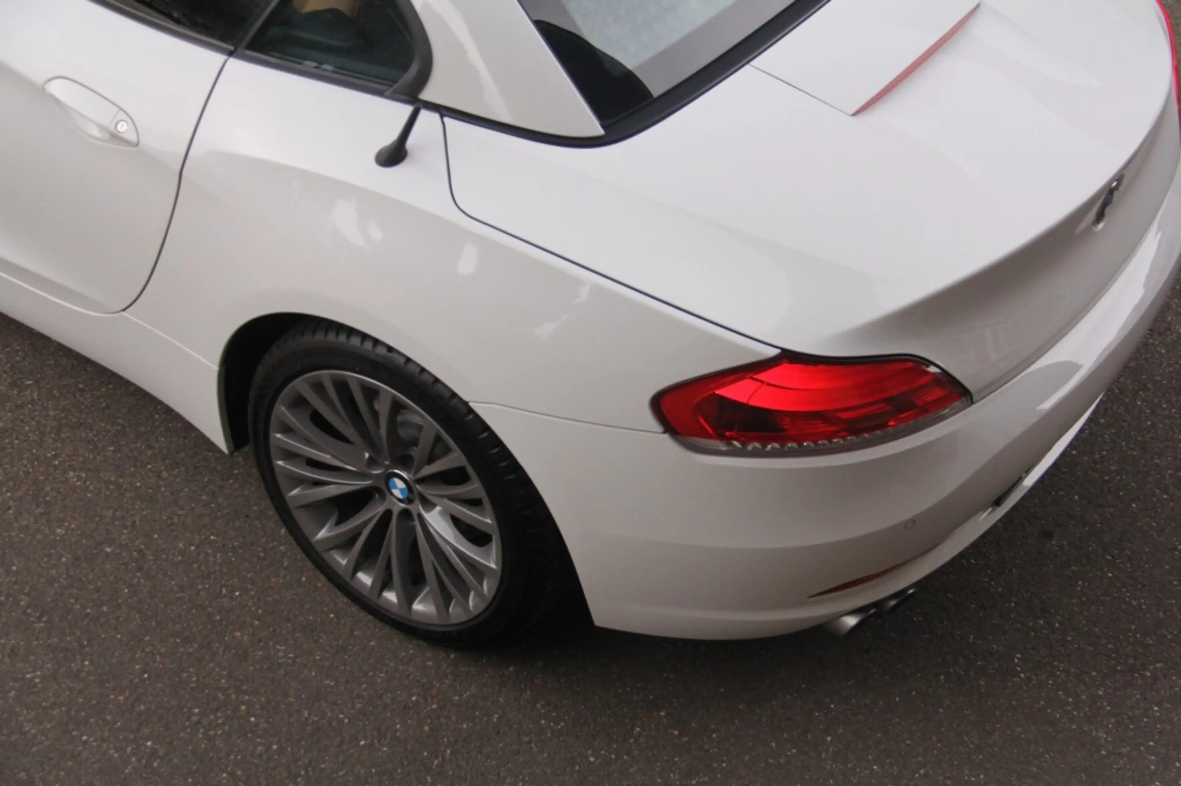BMW Z4 2.3i sDrive Executive / top staat / perfecte histo — photo 39