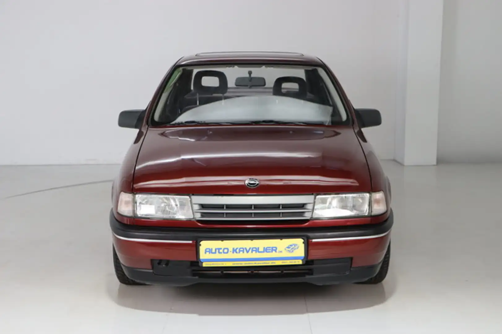 Opel Vectra 1.6 * wenig km * Oldtimer * Schiebedach Rood - 2