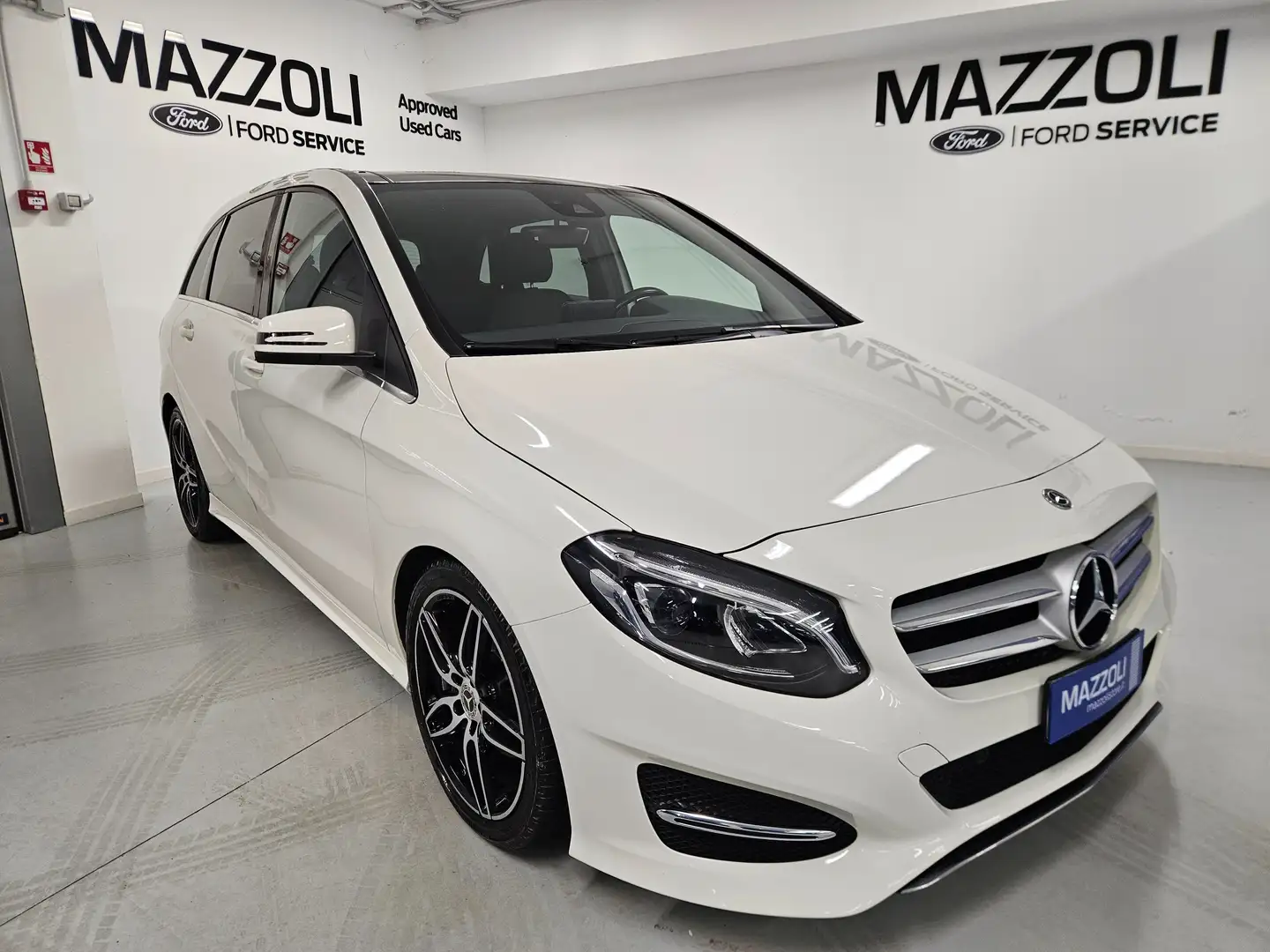 Mercedes-Benz B 180 d (cdi) Premium auto Bianco - 1