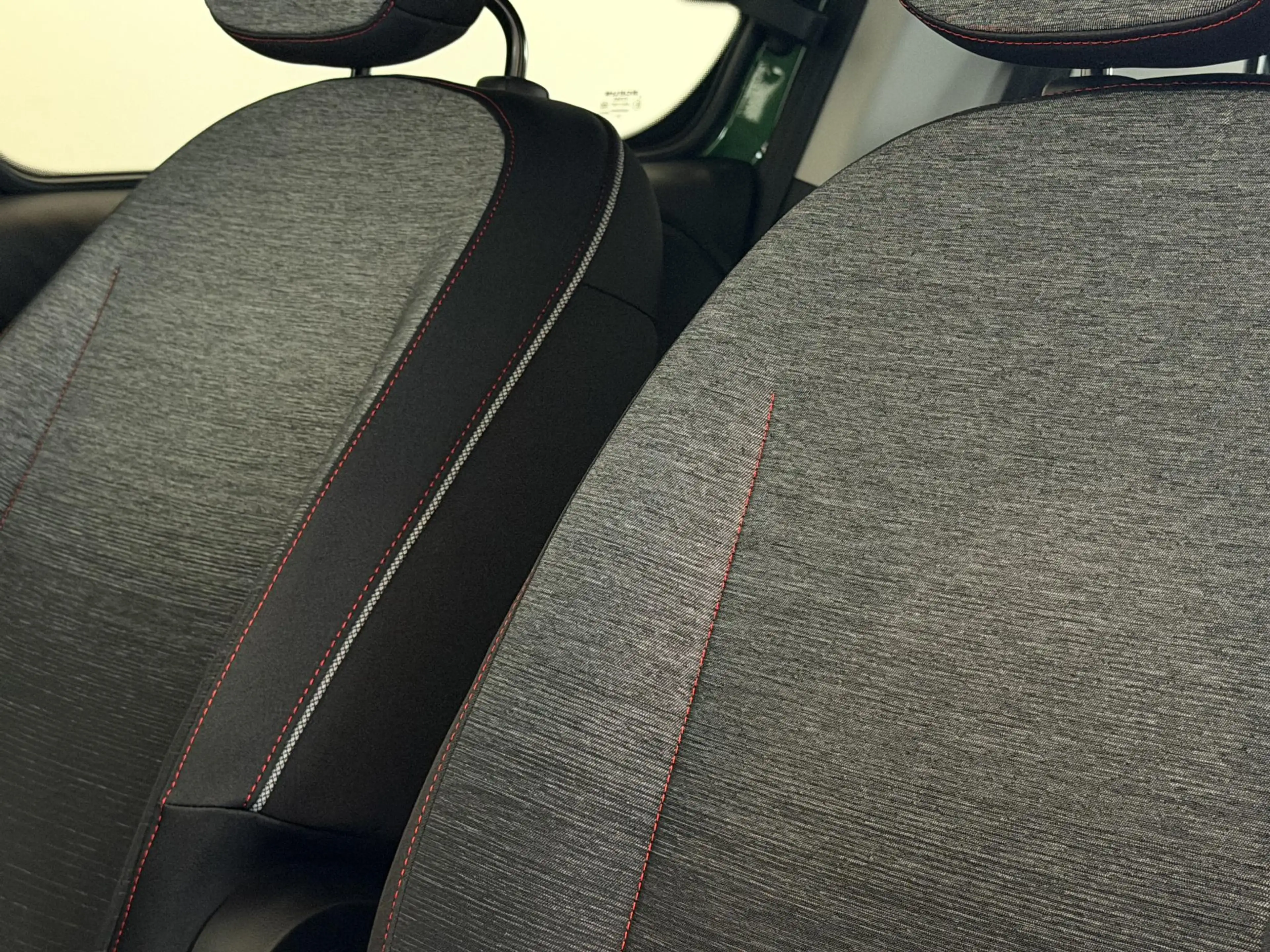 Renault Twingo Urban Range Techno 27.5 kWh | Pack Privilège | Lic — photo 28