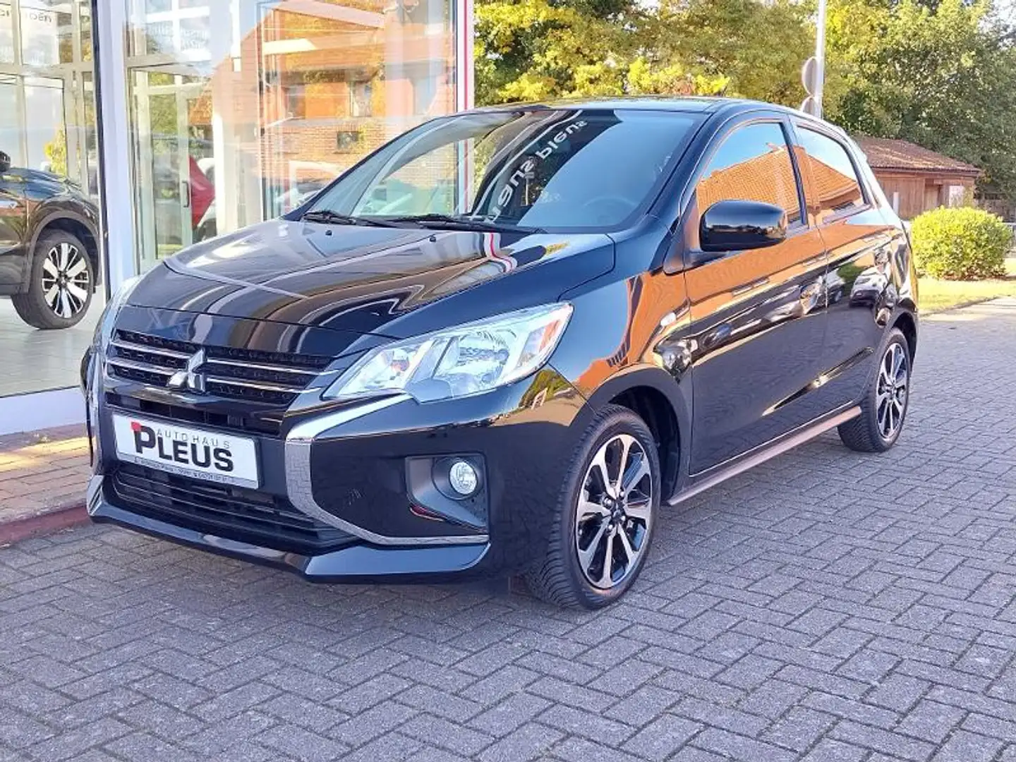 Mitsubishi Space Star Select+ 1.2 MIVEC ClearTec CVT Schwarz - 2