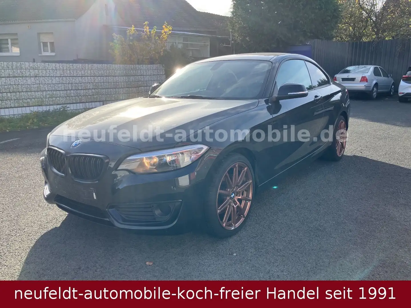 BMW 220 d Coupe Schwarz - 1