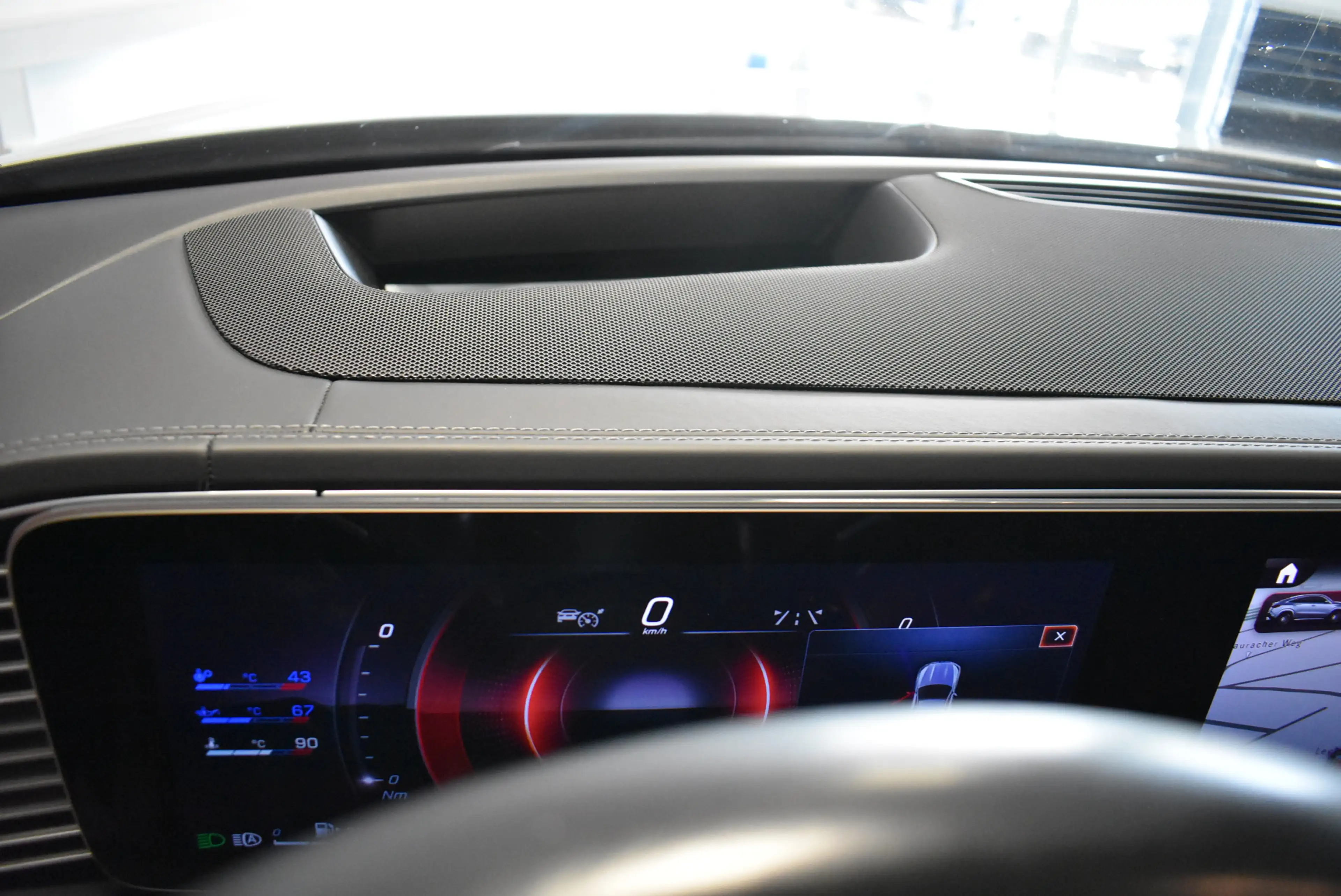 Mercedes-Benz GLE 63 AMG 4M+ Coupe Luft Abgas HUD Panora 360° — photo 13