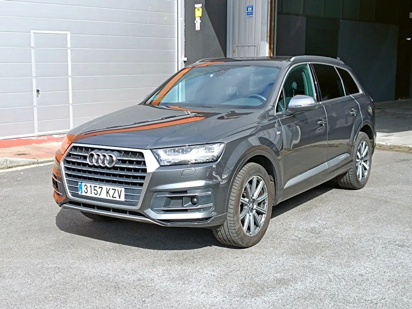 Audi Q7 3.0TDI ultra quattro tiptronic 160kW Gris - 1