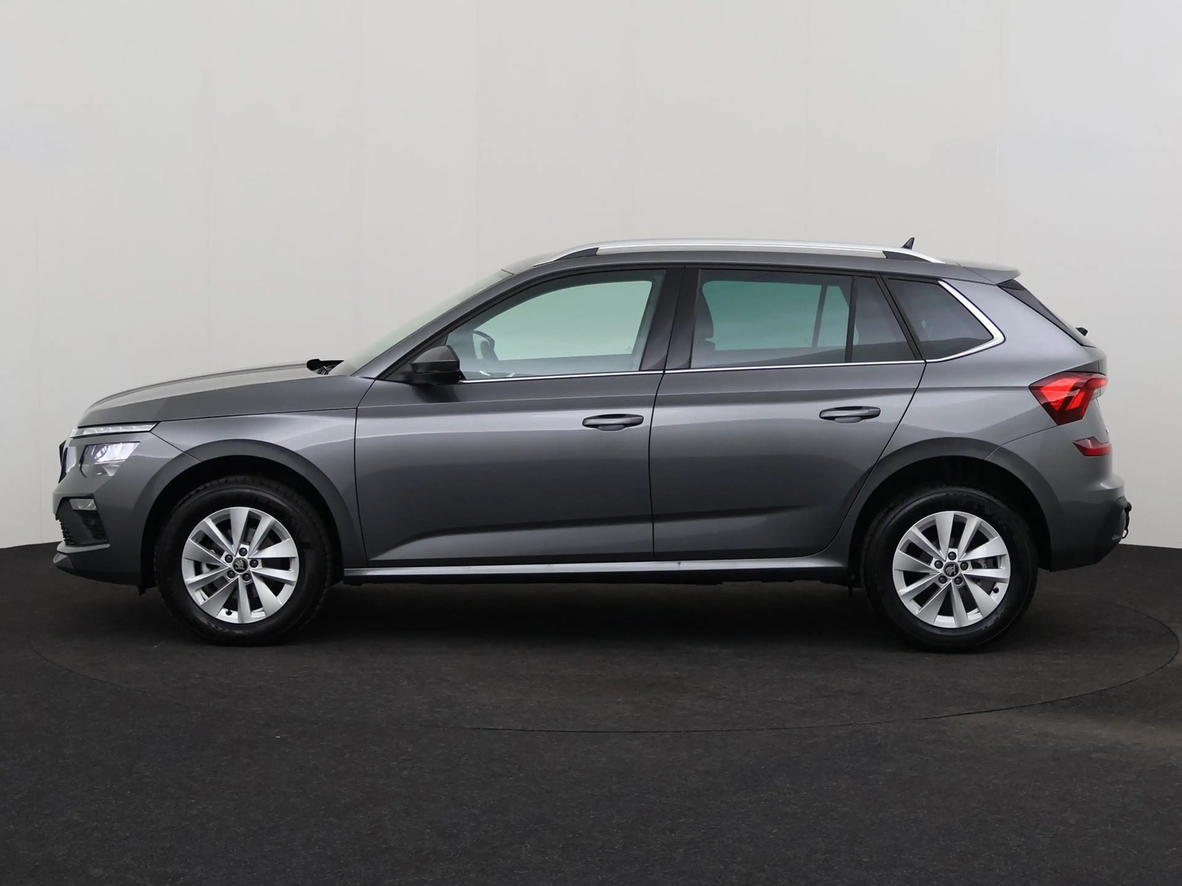 Skoda Kamiq Corporate 1.0 TSI 85kW (115ch) DSG7 — photo 4