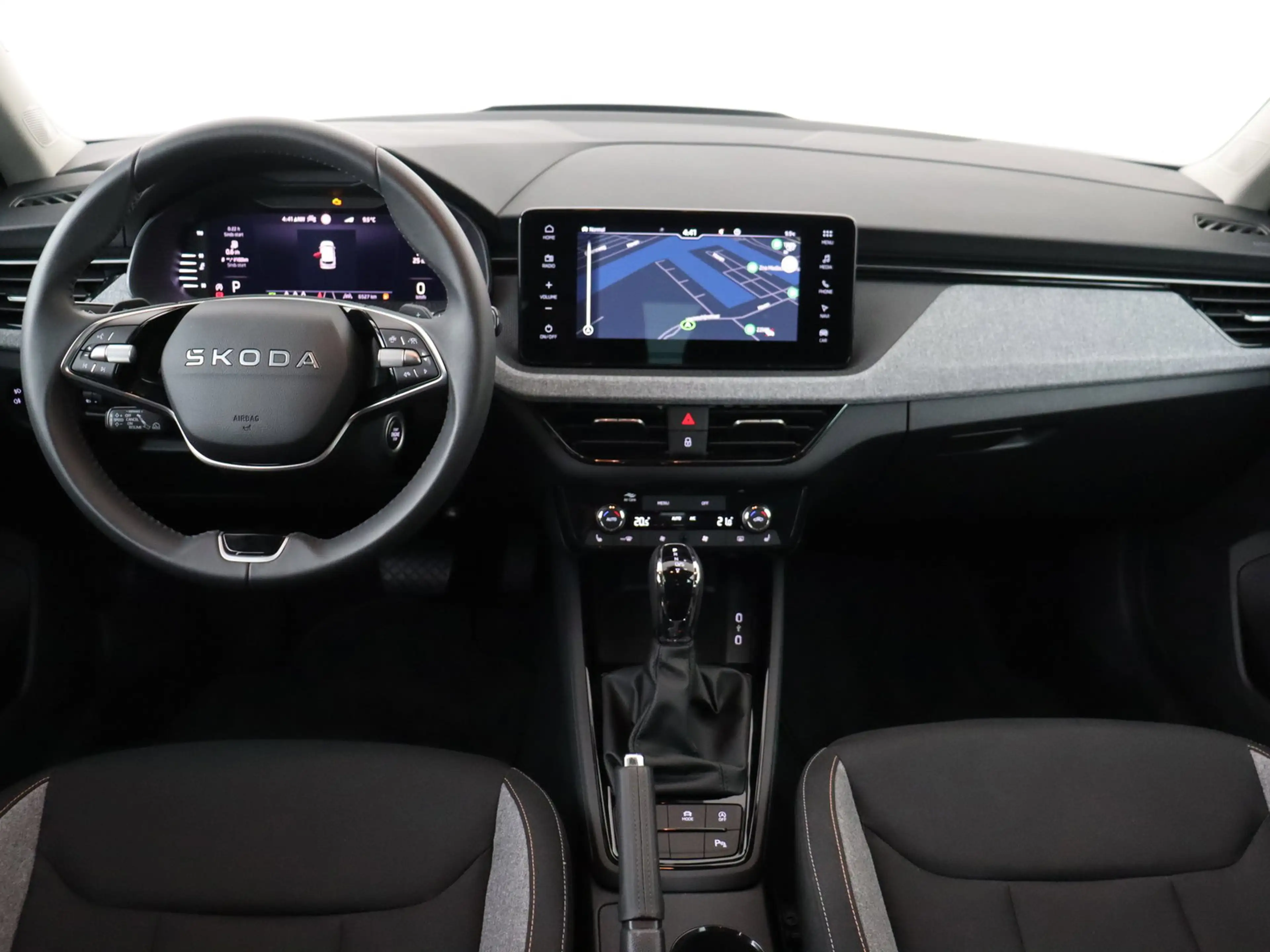Skoda Kamiq Corporate 1.0 TSI 85kW (115ch) DSG7 — photo 6