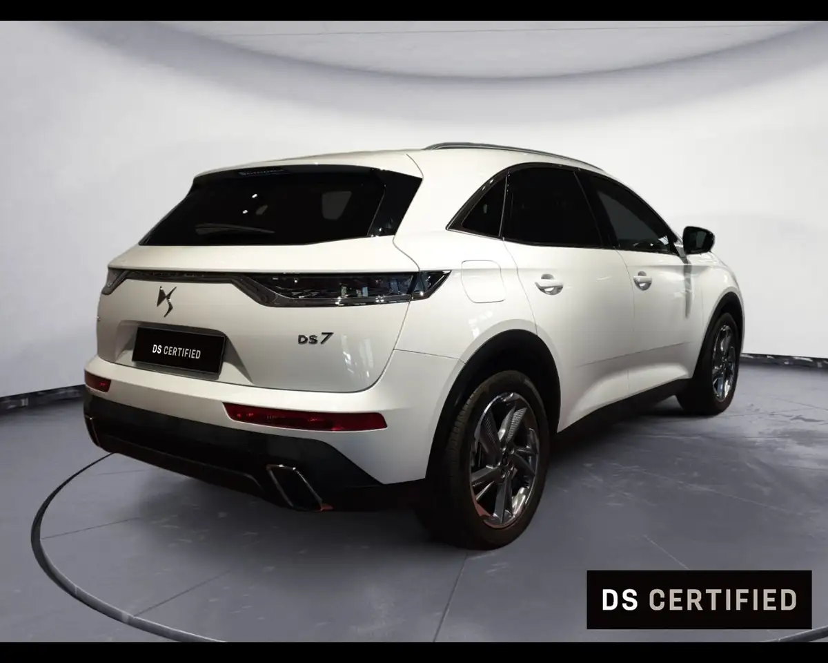 DS Automobiles DS 7 Crossback 2021