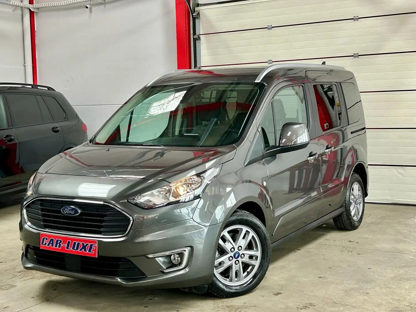 Ford Tourneo Connect 1,5 TDCI siva - 1