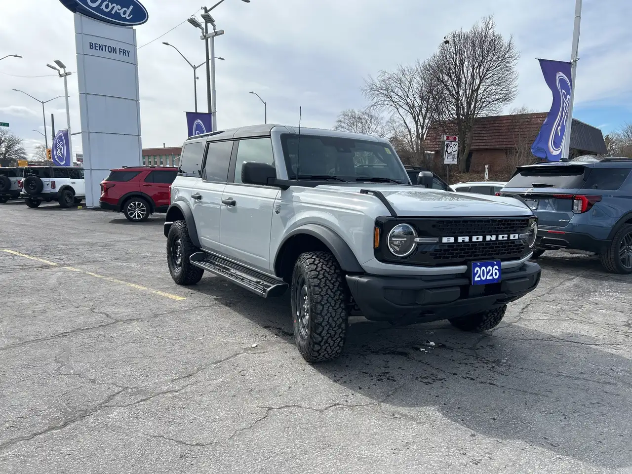 Ford Bronco снимка Ford Bronco