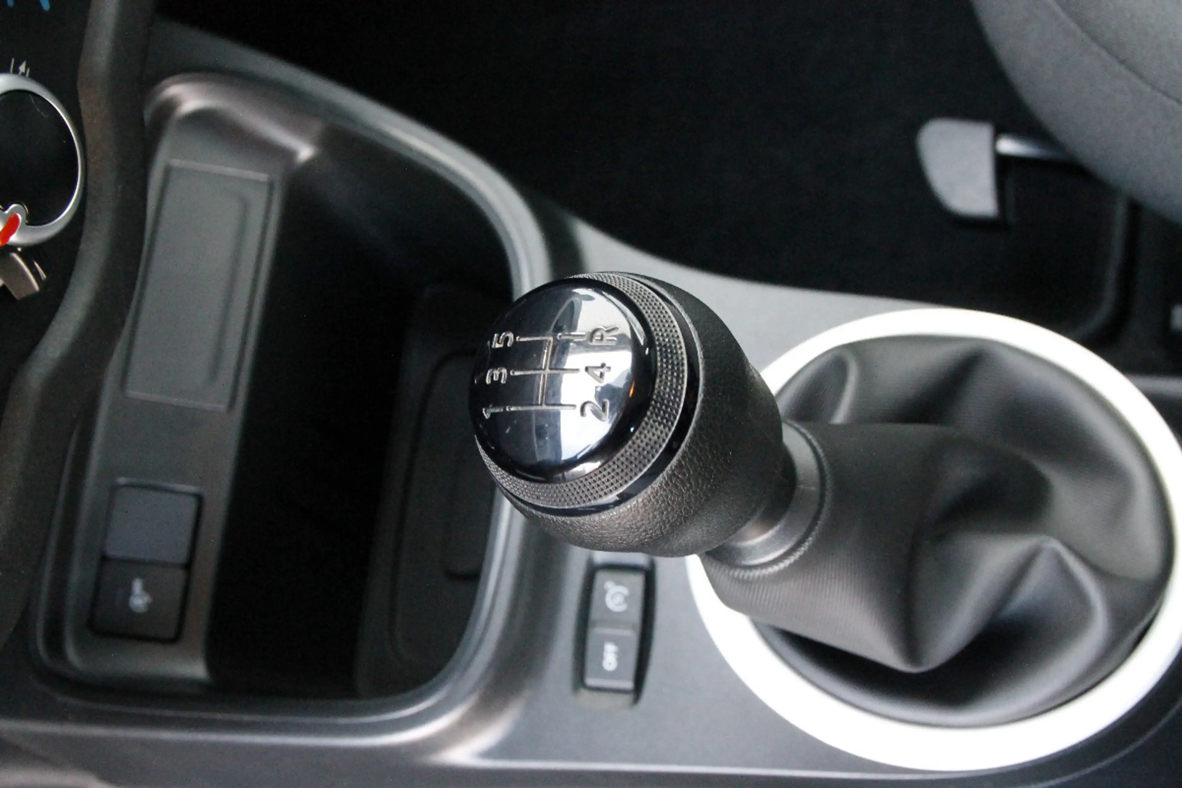 Renault Twingo LIFE SCe 65 Start & Stop — photo 11