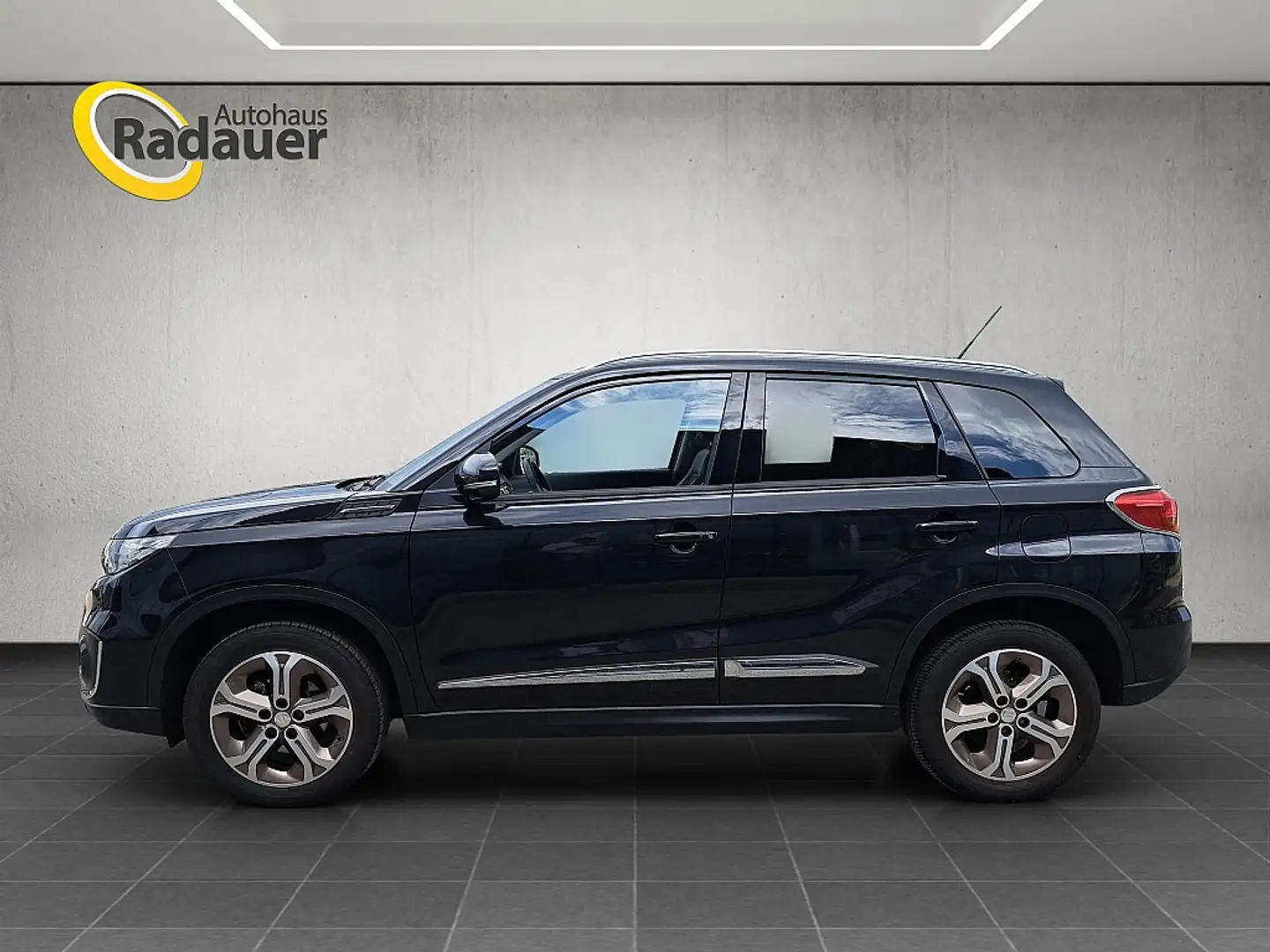 Suzuki Vitara 1,6 VVT 4WD Special Edition Schwarz - 2