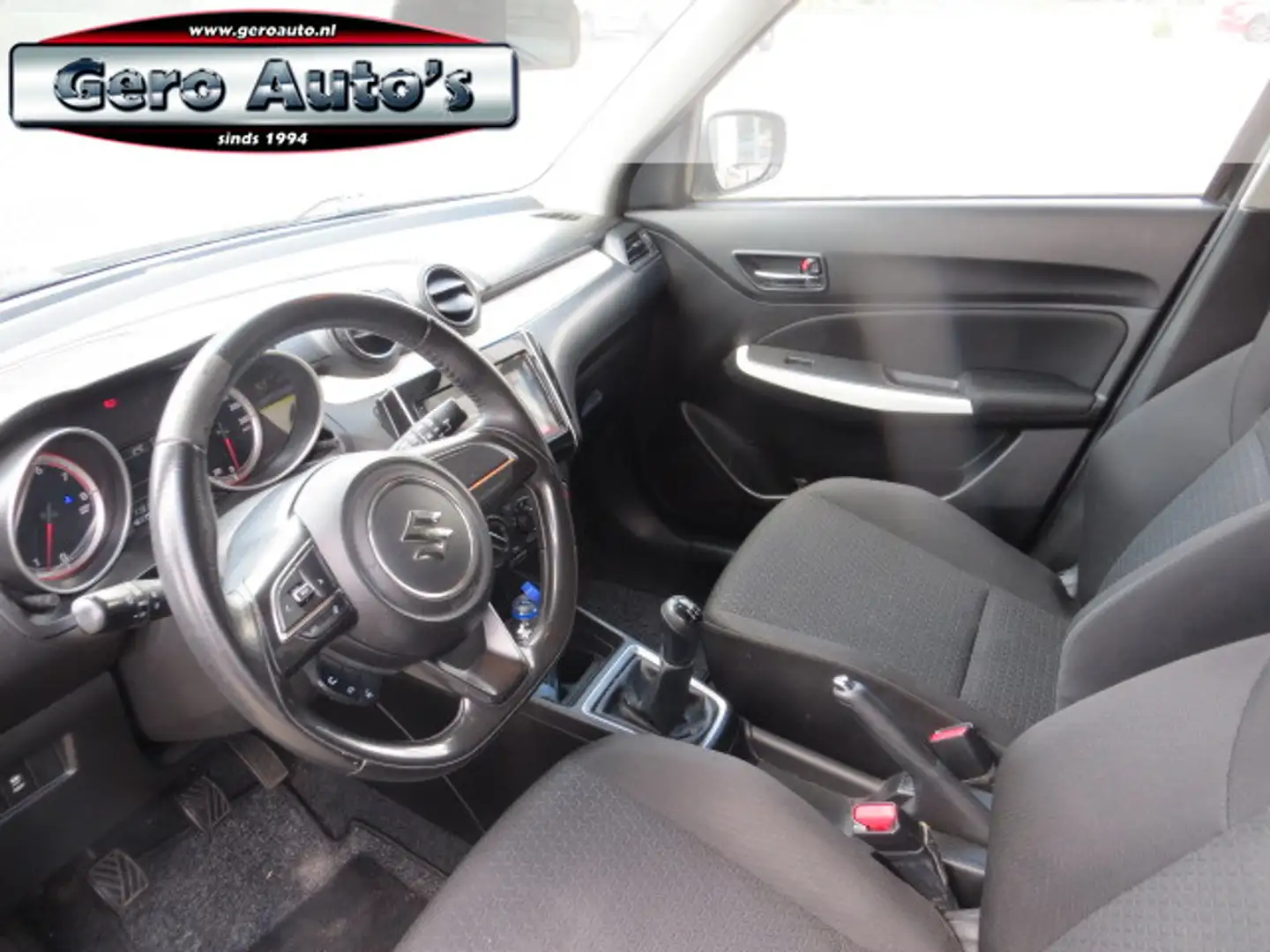 Suzuki Swift 1.2 Select 5 drs airco ,camera,etc,nl-auto Zwart - 2