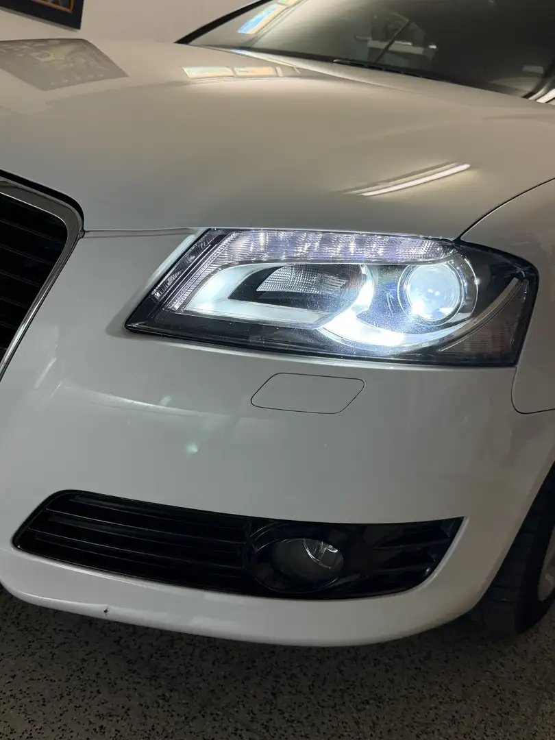 Audi A3 Cabrio 2.0TDI Ambition S-Tronic DPF - 1