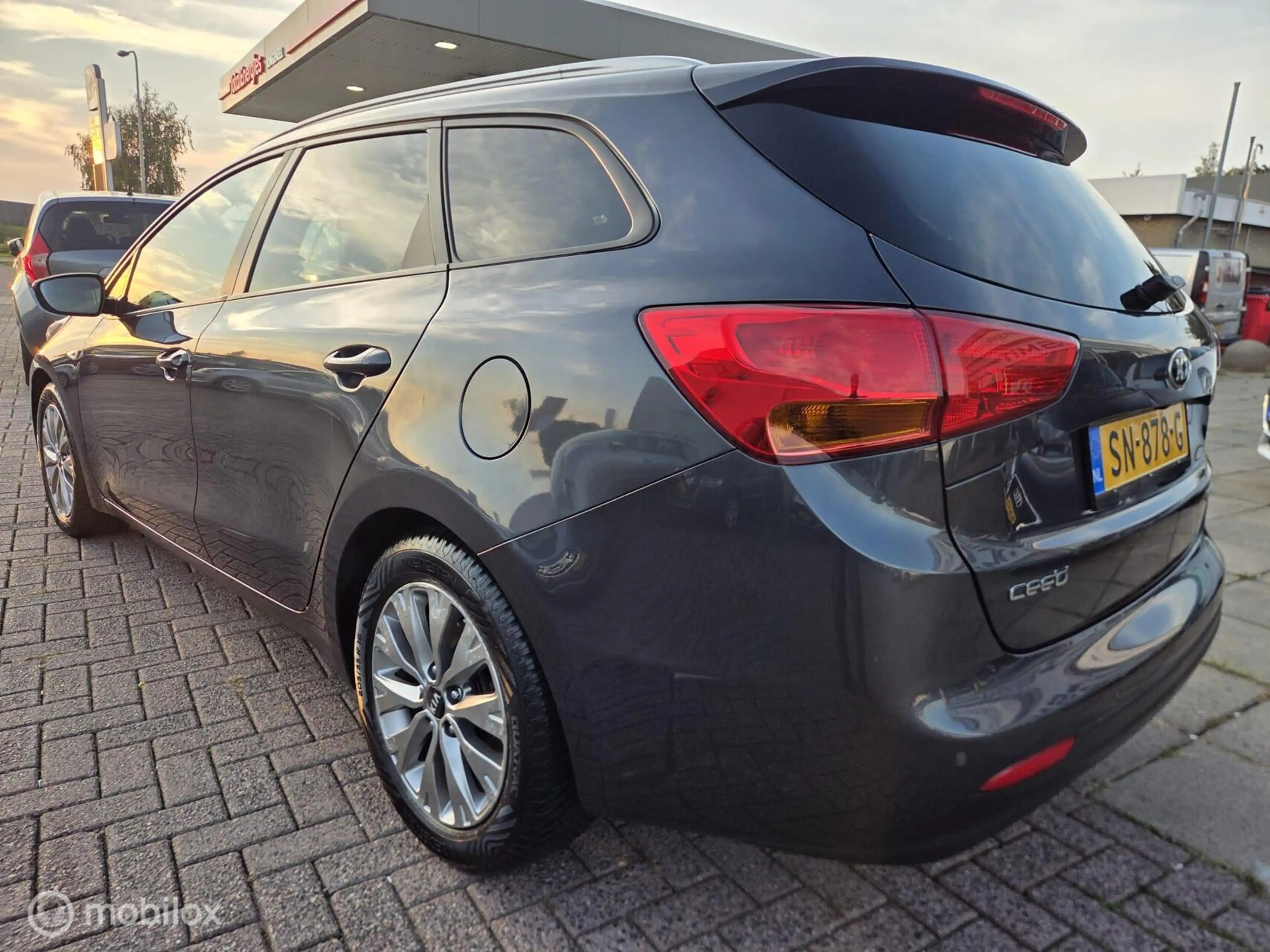 Kia Ceed SW / cee'd SW Sportswagon 1.0 T-GDi Design Edition/ 1e Eigenaar — photo 7