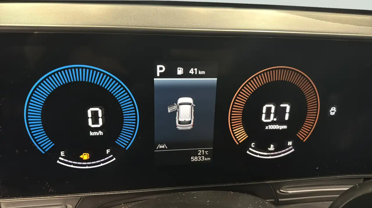 Hyundai KONA снимка Hyundai KONA