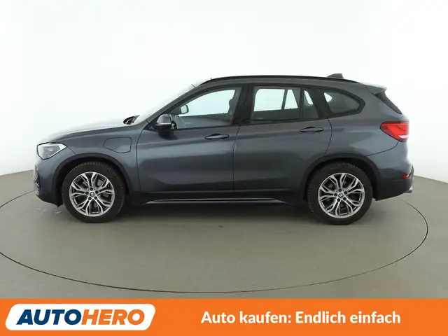 BMW X1 view 3