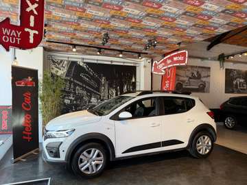 Stepway 1.0 TCe Expression CVT * BOITE AUTO * CAMERA * CARPLAY * ATTACHE REMORQUE * GARANTIE