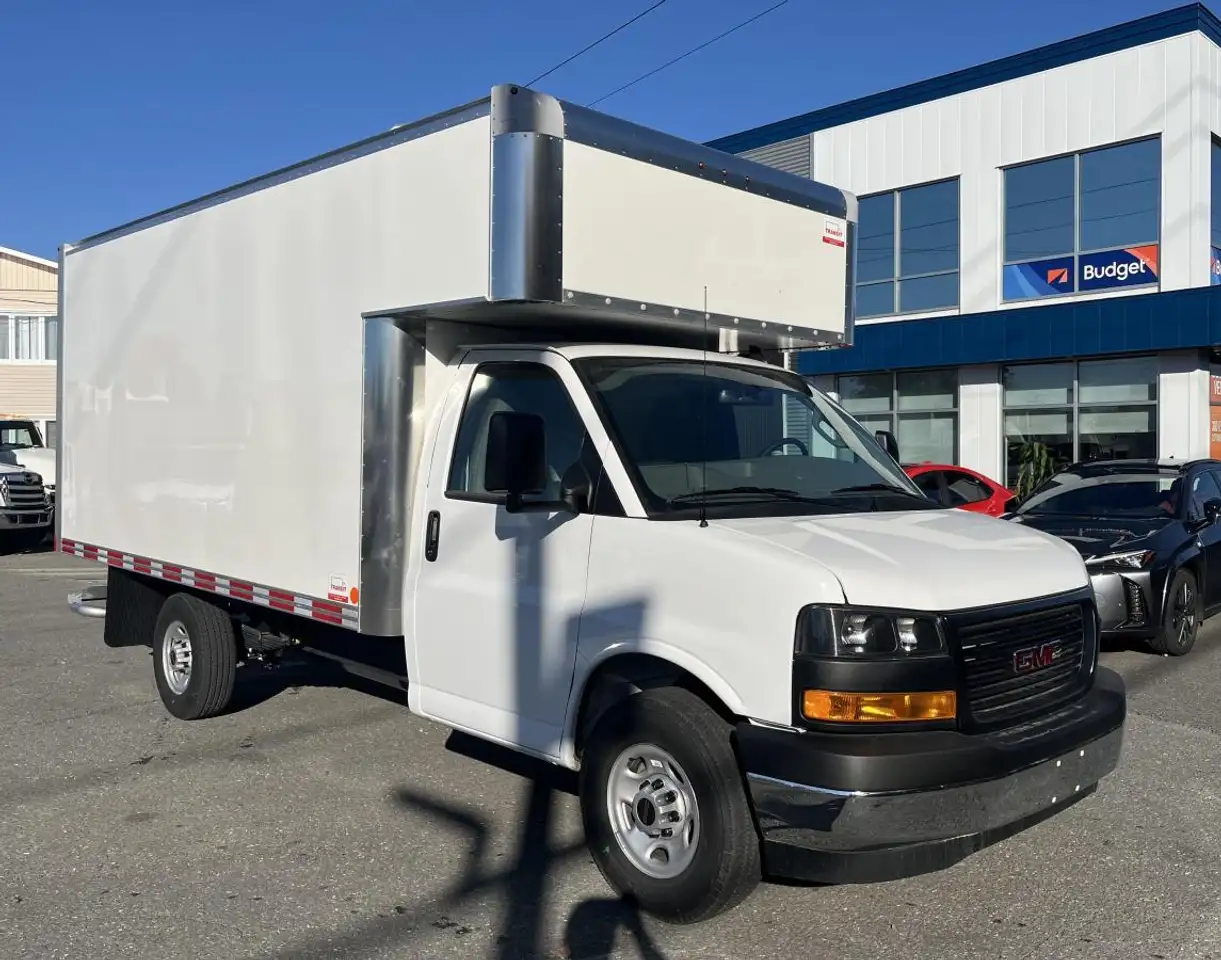 2024 GMC Savana 3500