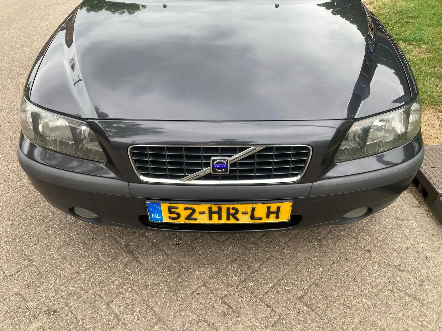 Volvo S60 2.4 163PK D5 Gris - 2