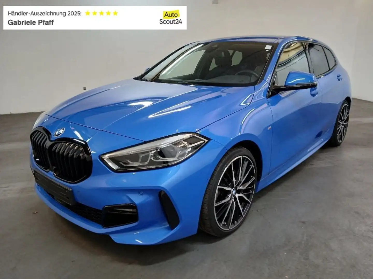 BMW 118 i M Sport*Navi*LED*LH*Parkassist*RFK*DAB*SH*19Zoll Blau - 1