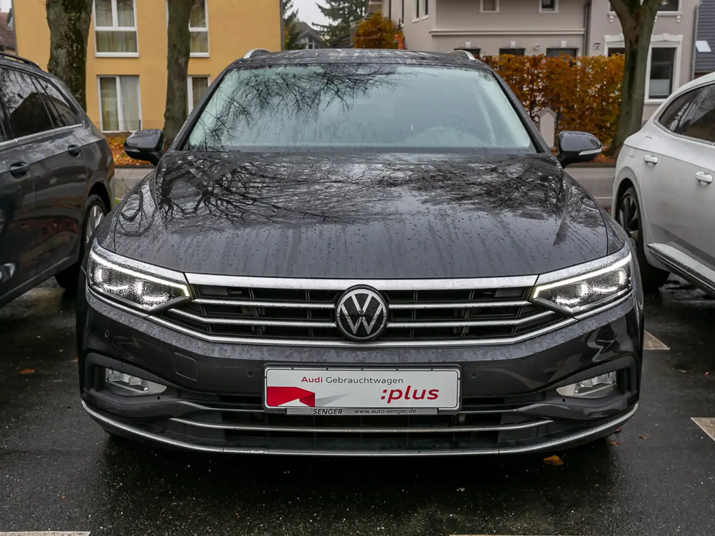 Volkswagen Passat Variant 2.0 TSI Elegance DSG Nav Matrix Grau - 2