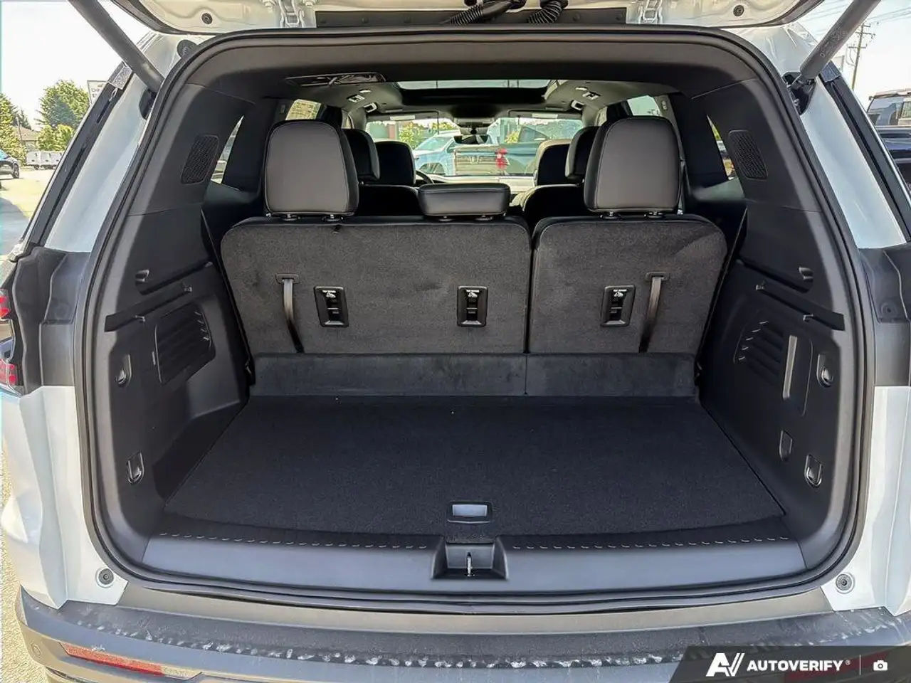 GMC Acadia снимка GMC Acadia