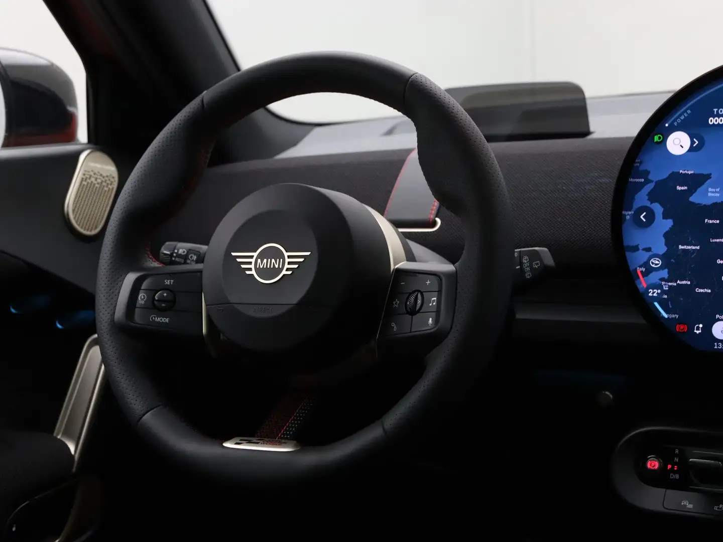 MINI Aceman SE John Cooper Works Pakket XL Rood - 2