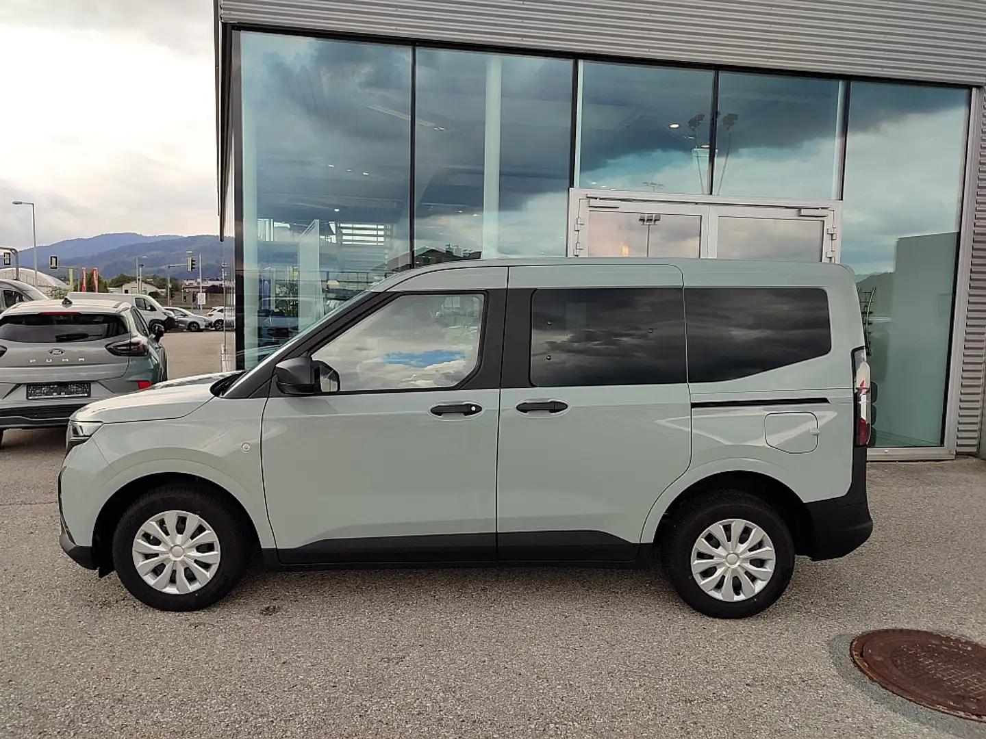 Ford Tourneo Courier 1,0 EcoBoost Trend Gris - 2