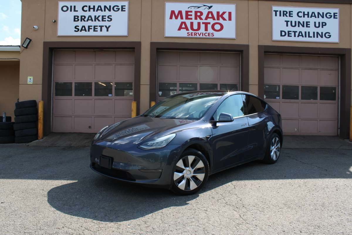 2021 Tesla Model Y LONG RANGE