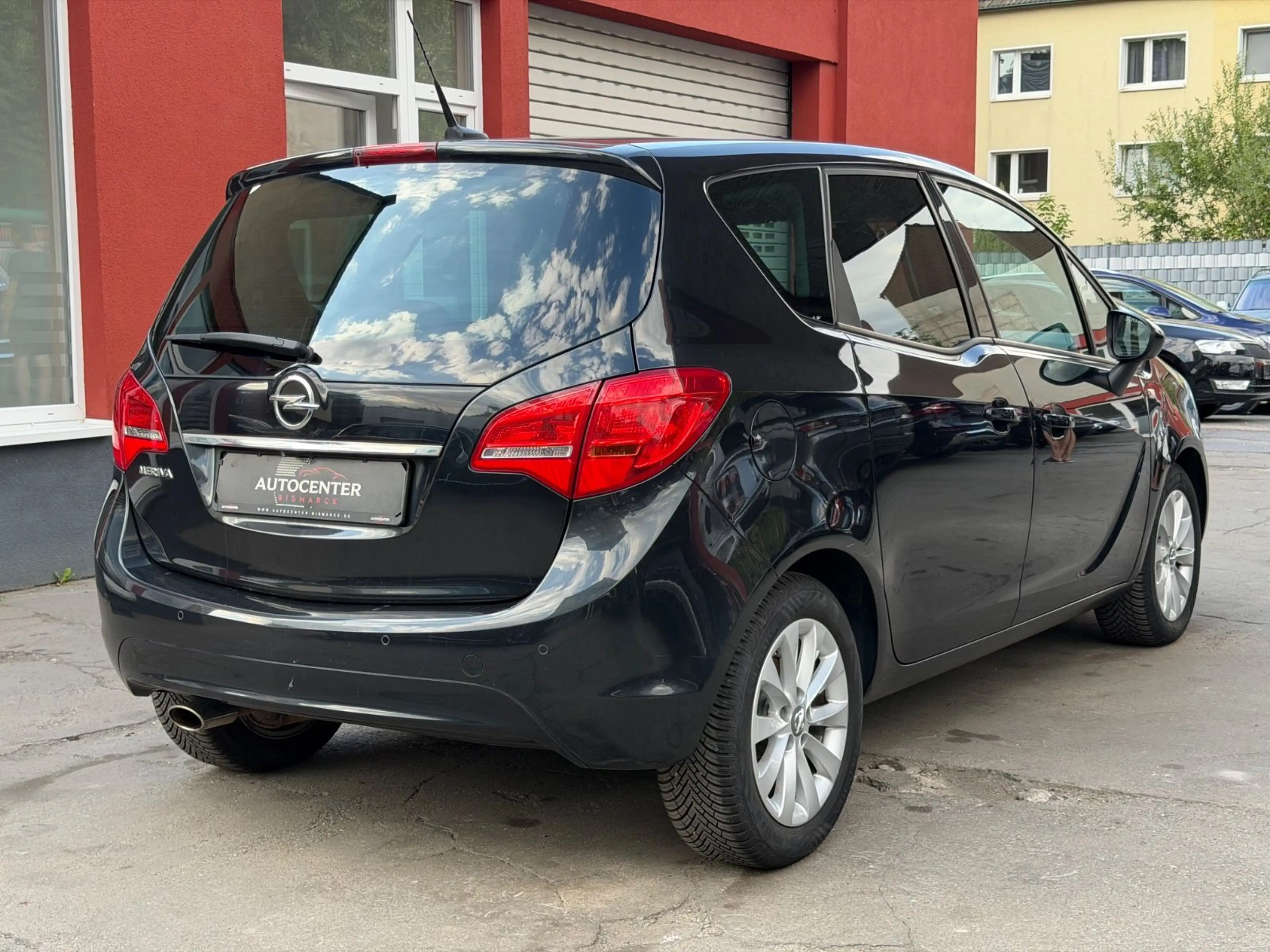 Opel Meriva B Style — photo 5