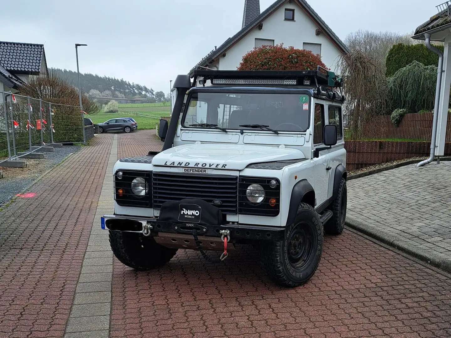 Land Rover Defender Typ 90 County Blanco - 1