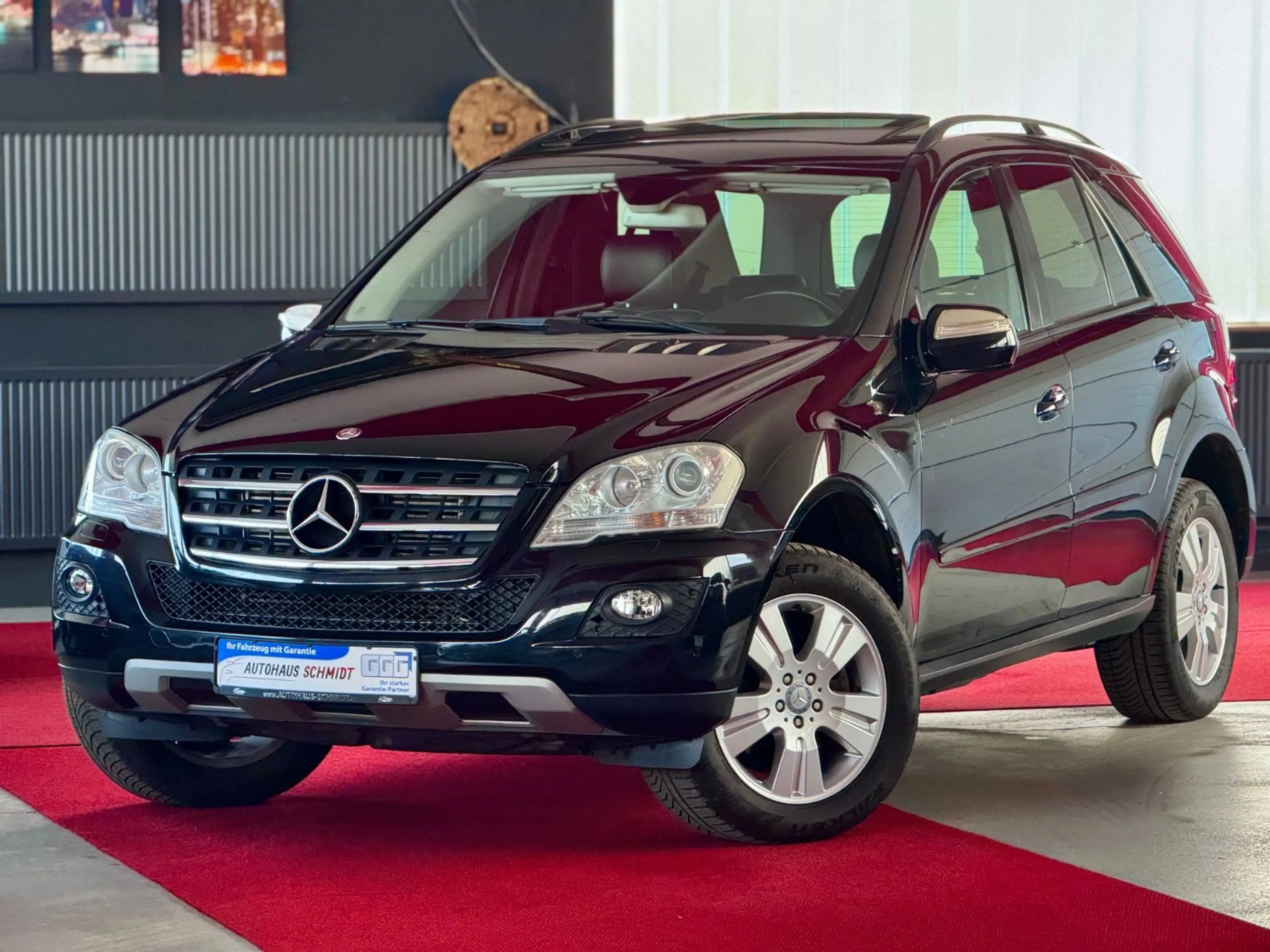 Mercedes-Benz ML 350 CDI 4Matic AHK Glasdach Comand Xenon Leder