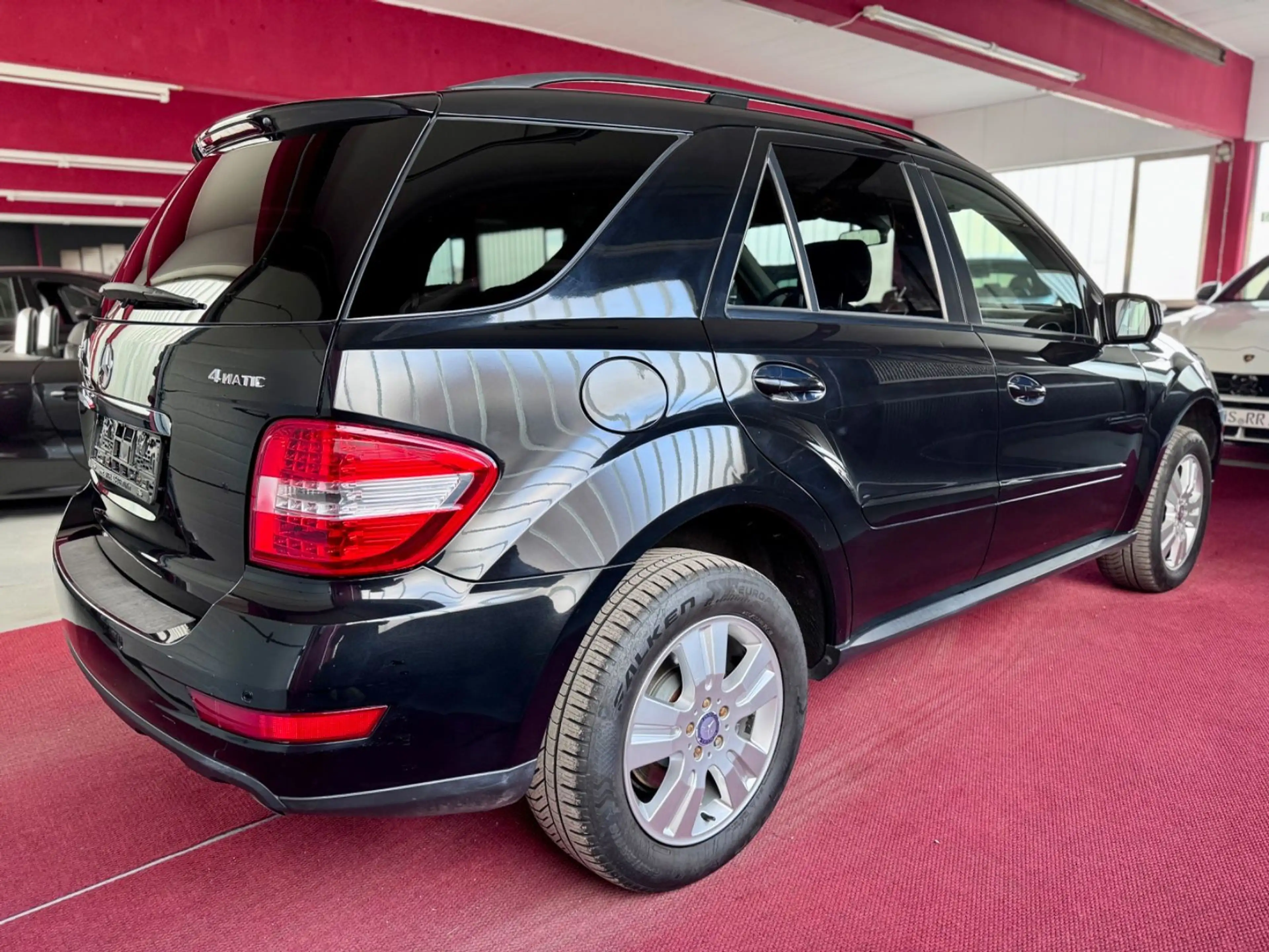 Mercedes-Benz ML 350 CDI 4Matic AHK Glasdach Comand Xenon Leder — photo 6